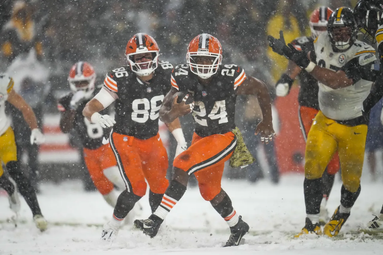 El quita risas: Vencen Browns a Steelers