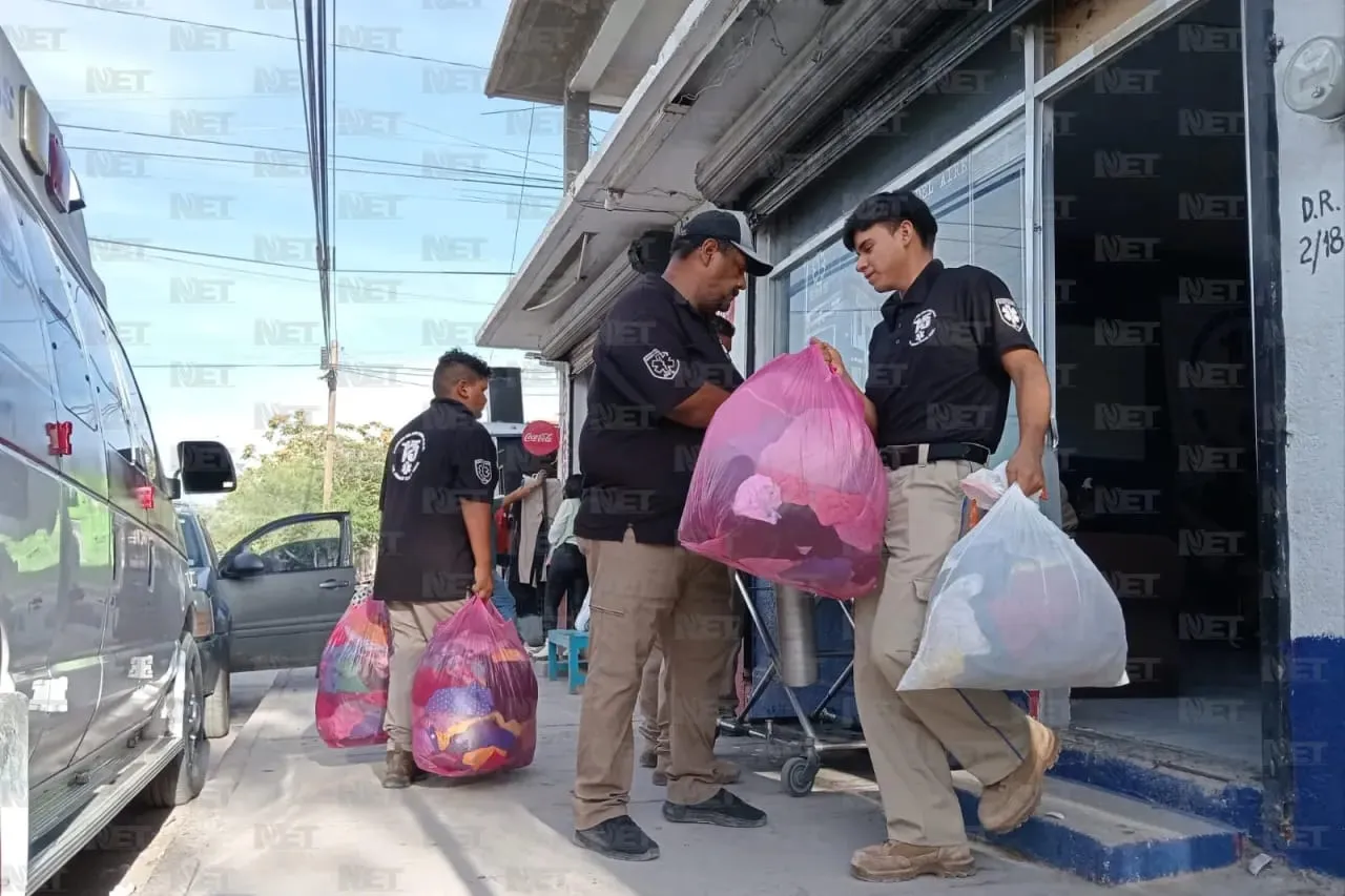 Paramédicos Águilas del Aire realizan campaña navideña