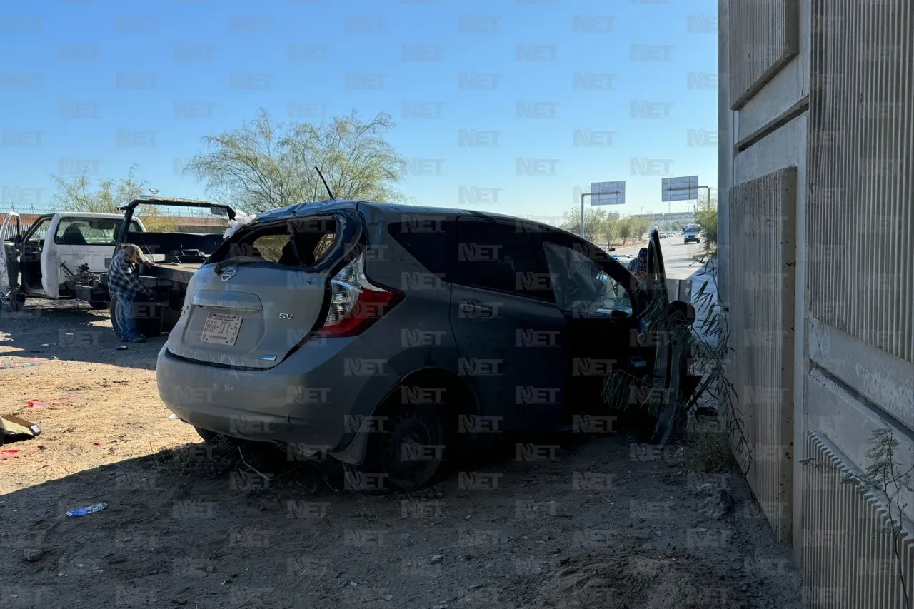 Choca en Pérez Serna y abandona su auto