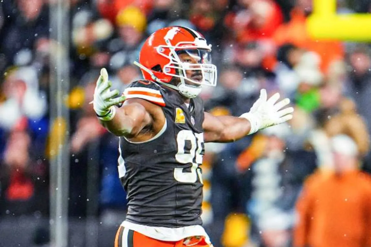 El quita risas: Vencen Browns a Steelers