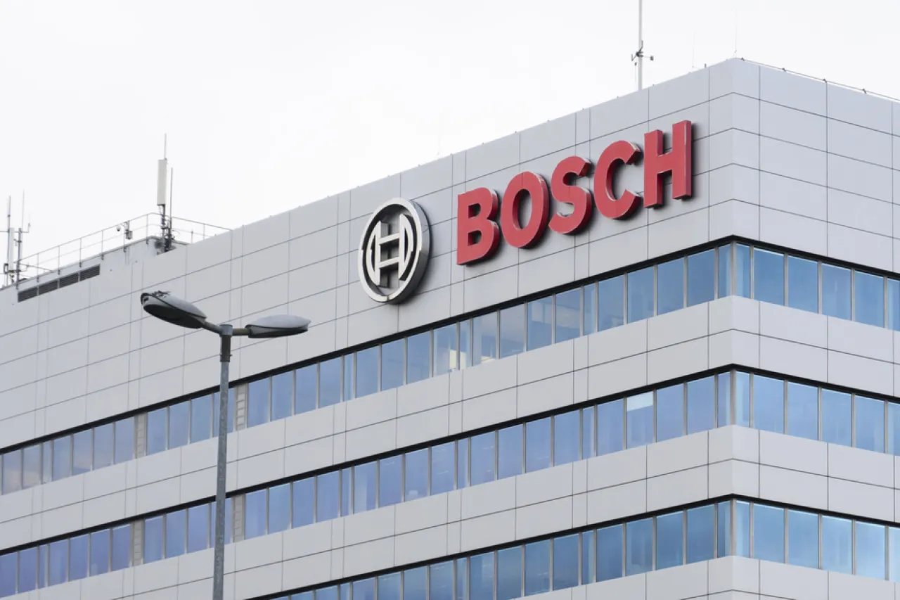 Anuncia Bosch recorte de 5 mil 500 empleos por problemas de industria automotriz