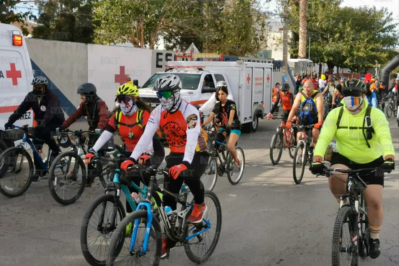 Participan más de 200 ciclistas en rodada de la Cruz Roja