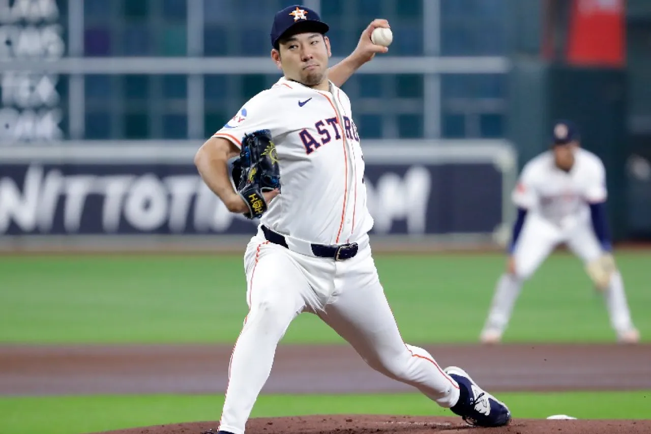 Yusei Kikuchi firma por 3 años con los Angelinos