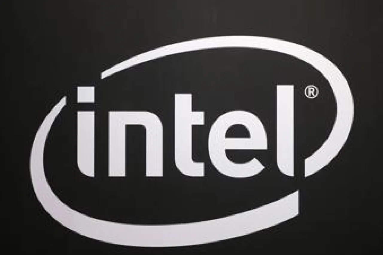 Departamento de Comercio estudia reducción de fondos para Intel