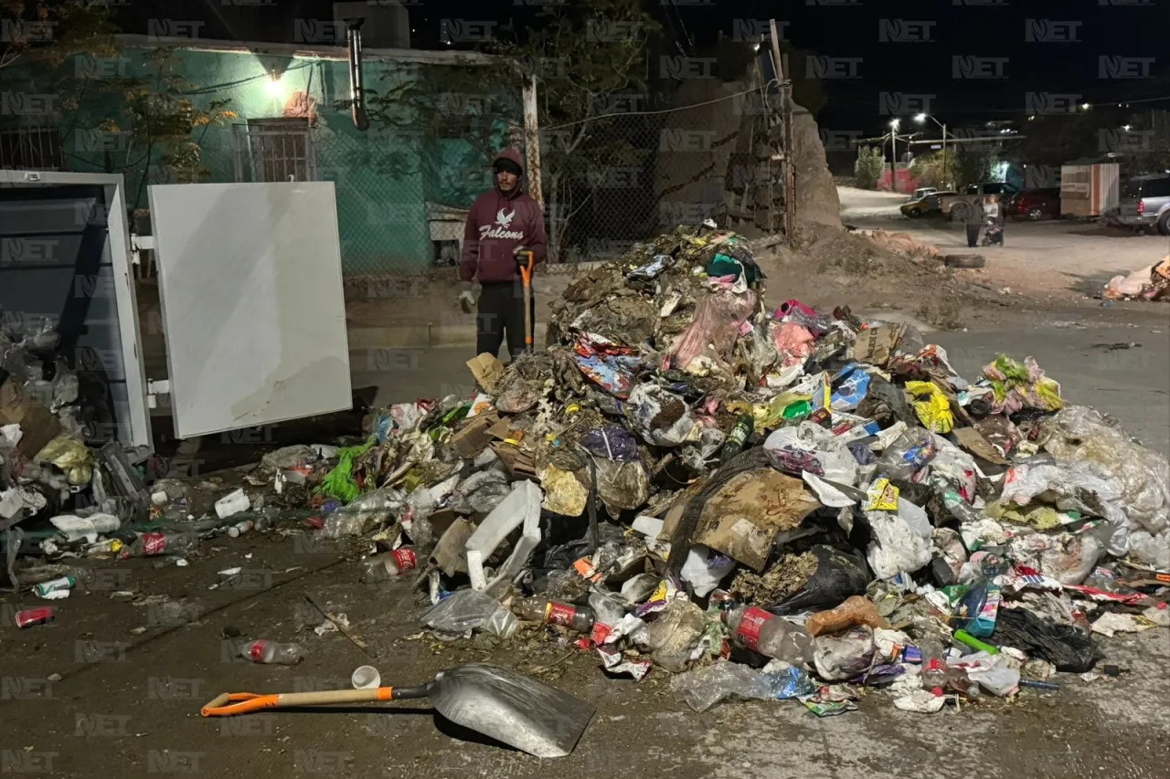 Se incendia basura en camión recolector