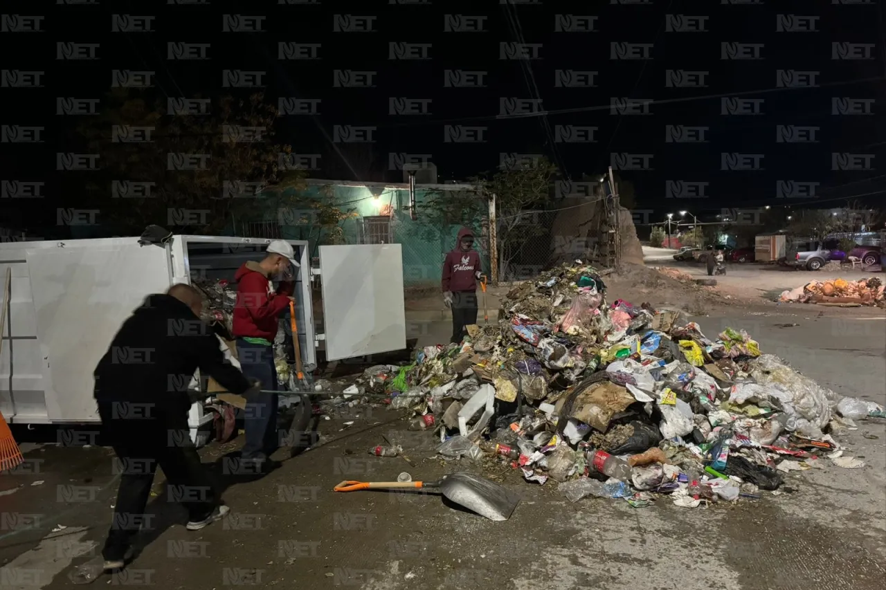 Se incendia basura en camión recolector