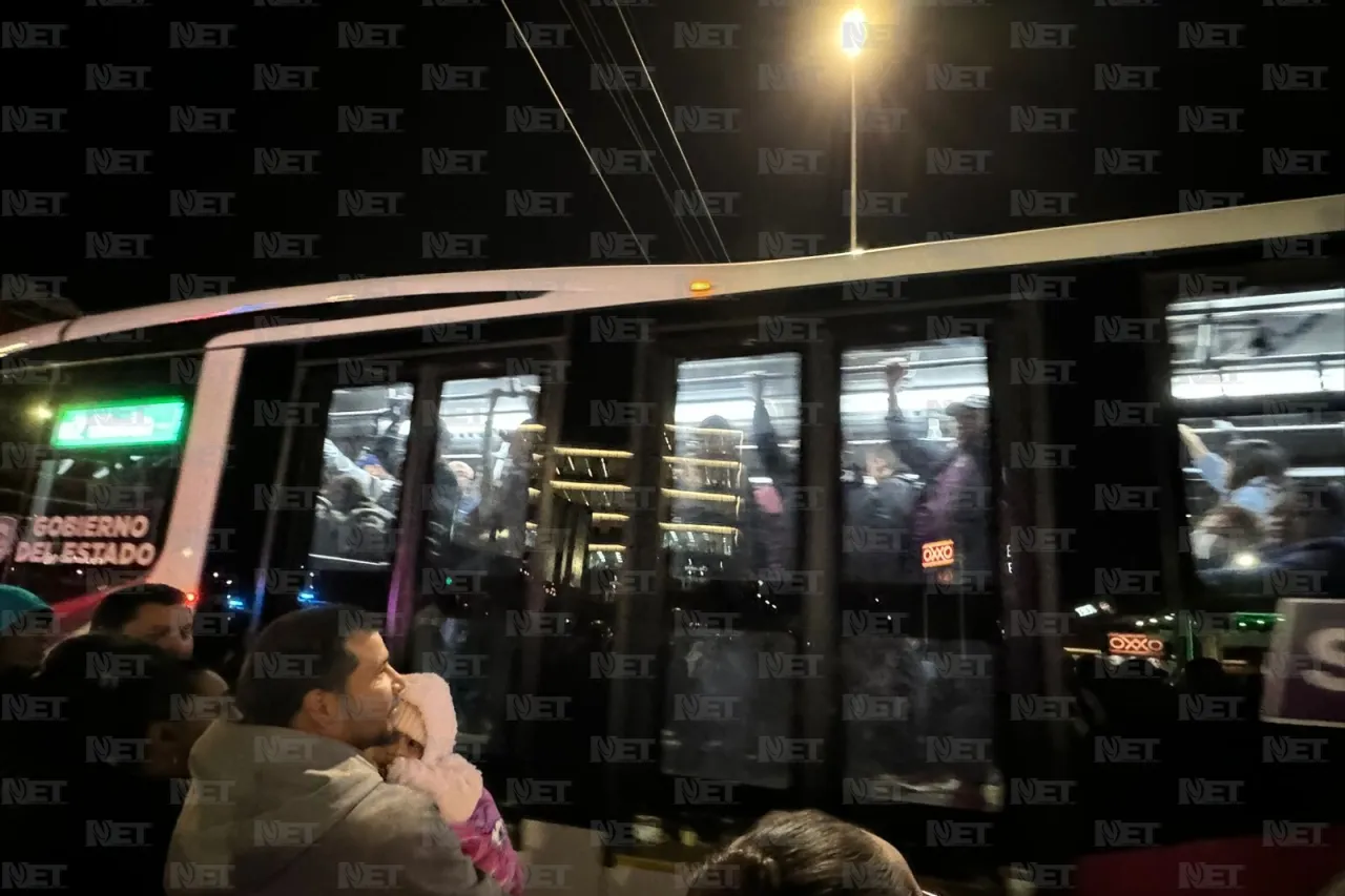 Mantiene Juárez Bus servicio en la Paseo Triunfo pese a Caravana