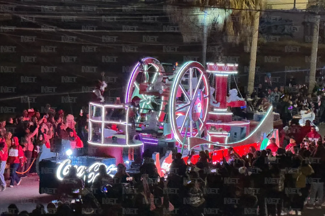 Disfrutan familias de la Caravana Coca-Cola en Juárez