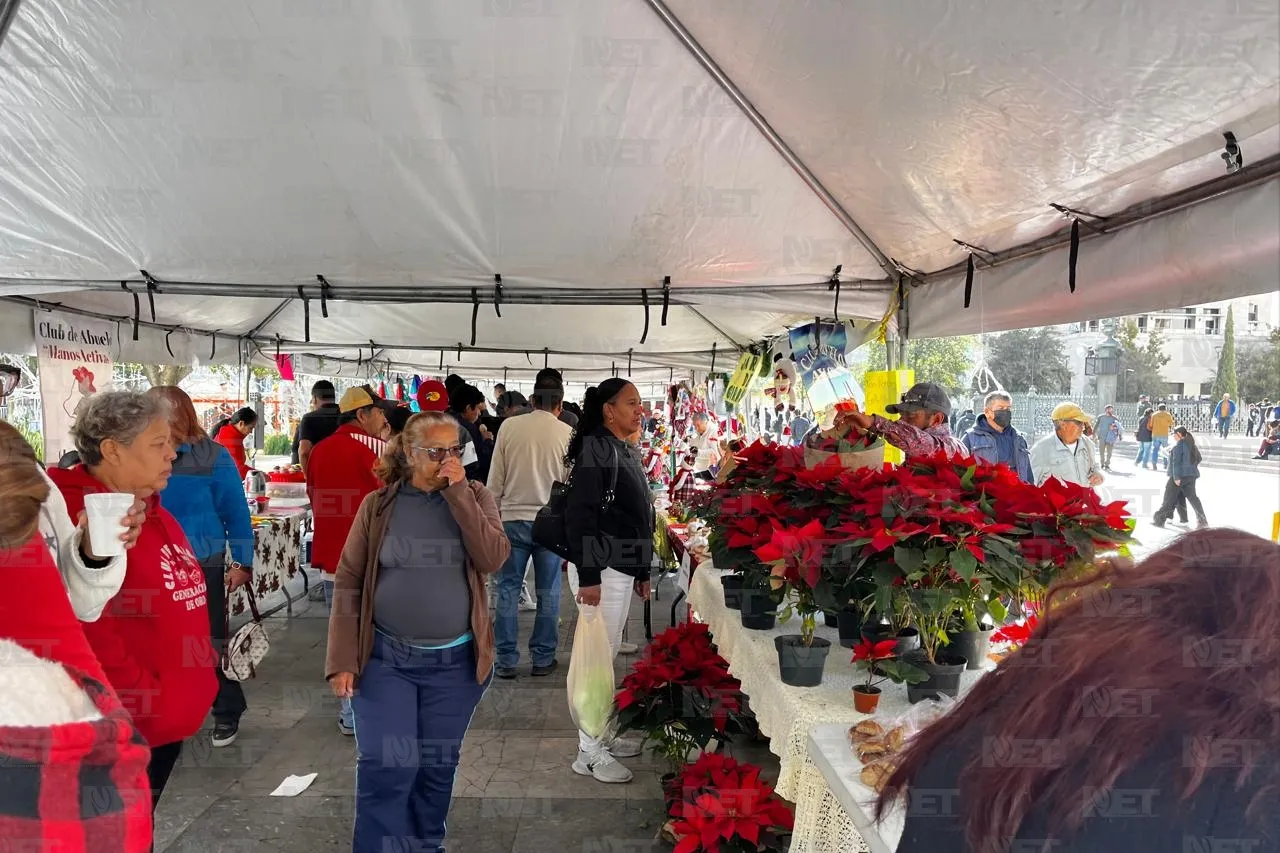 Gran afluencia en Bazar Navideño de 'abuelitos' en Chihuahua