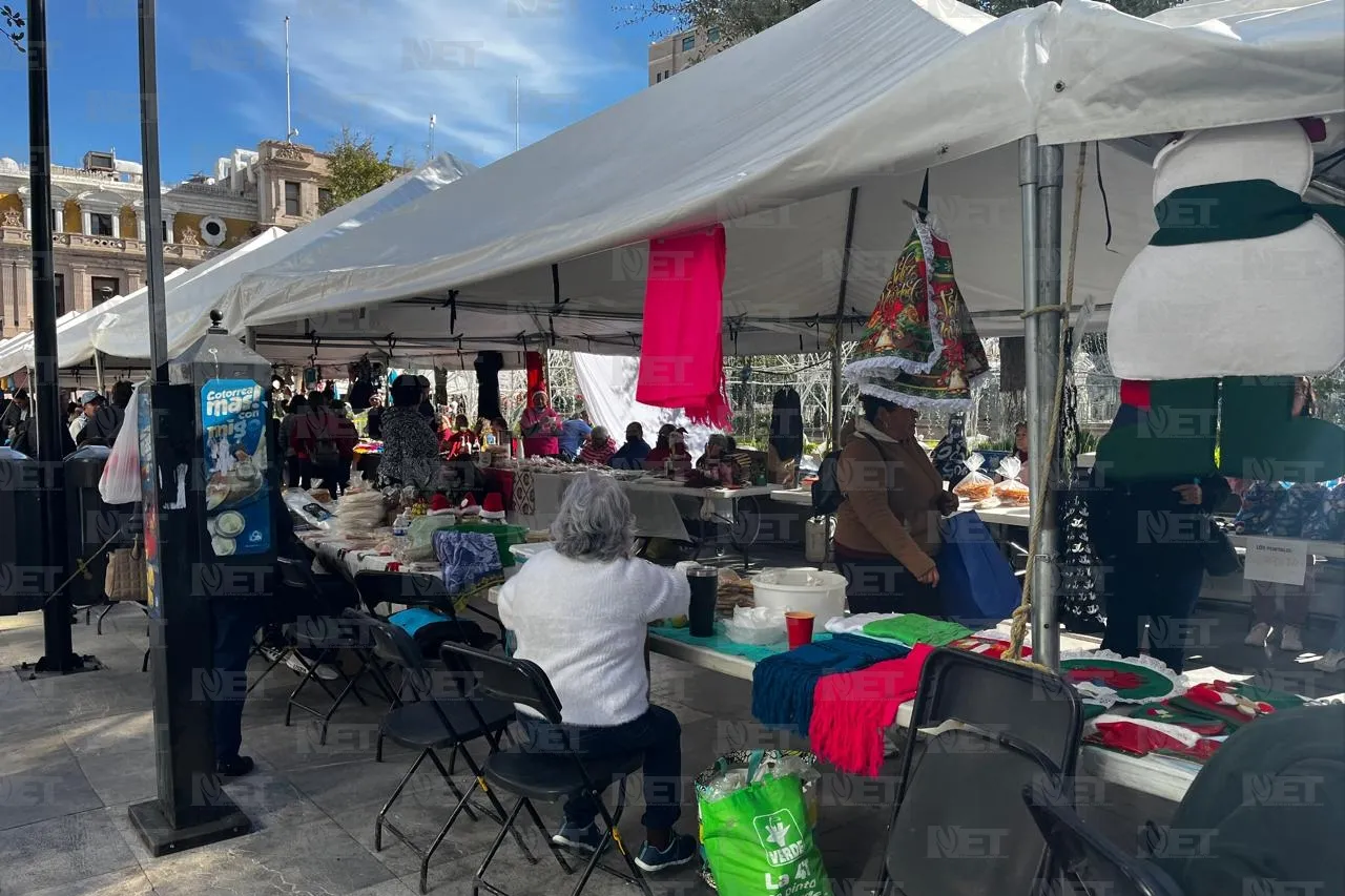 Gran afluencia en Bazar Navideño de 'abuelitos' en Chihuahua