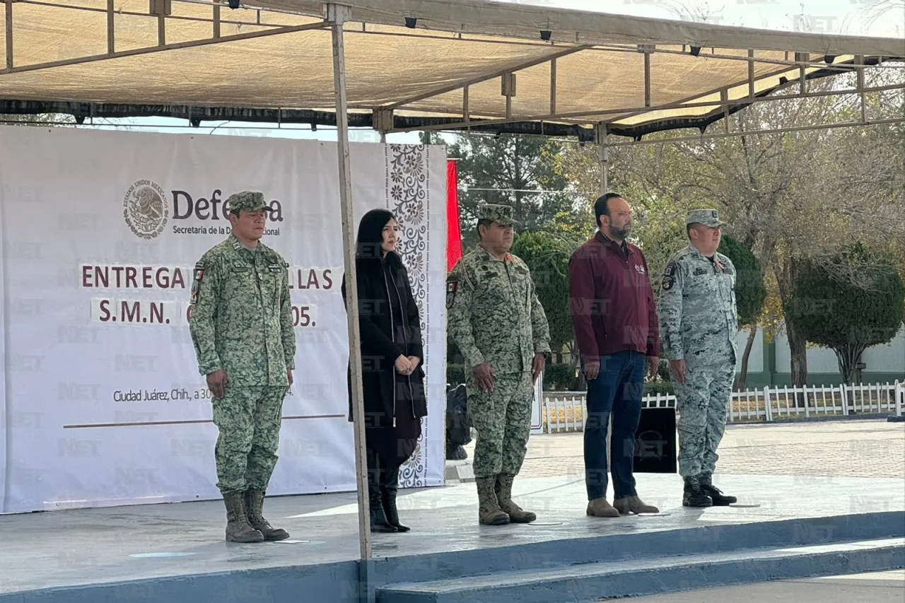 Liberan cartilla militar 363 elementos, siete son mujeres