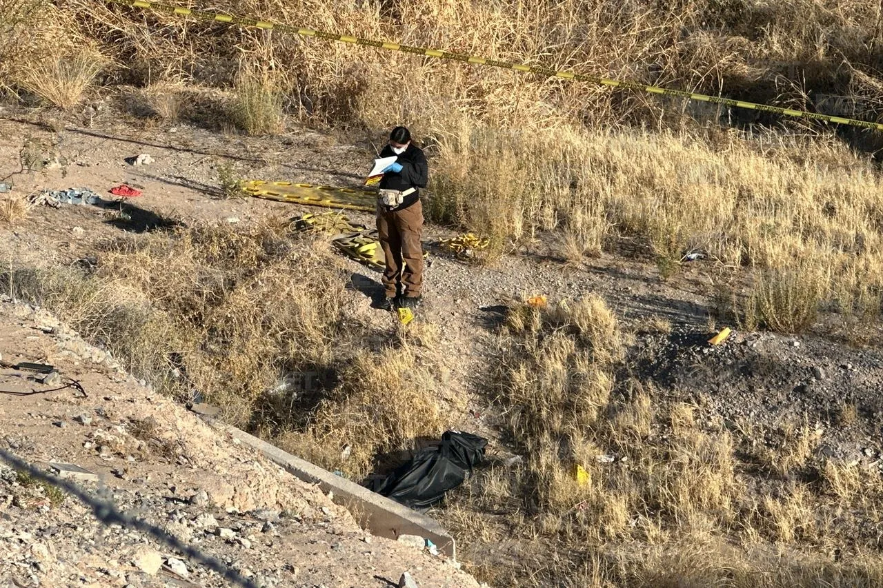 Dejan dos cadáveres en el Camino Real