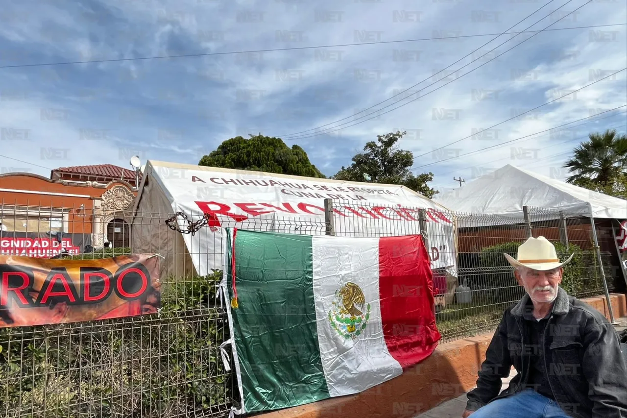 Cumplen productores 13 días de protesta en delegación del Bienestar