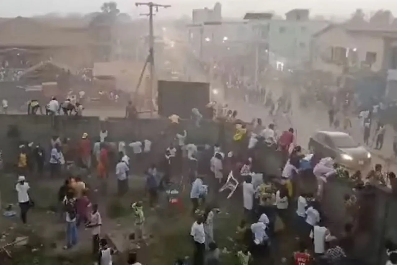 Guinea: Mueren 56 personas tras estampida en partido de futbol