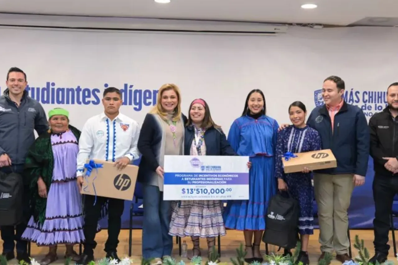 Apoya Maru Campos a estudiantes universitarios tarahumaras