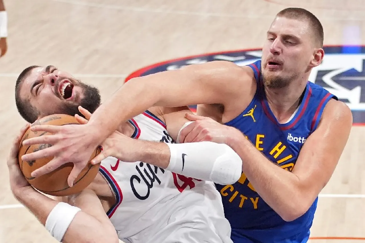 Clippers se planta firma ante Nikola Jokic y sale con la victoria