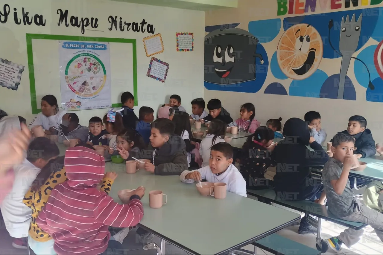 Busca comedor gratuito que apadrinen niños para Navidad