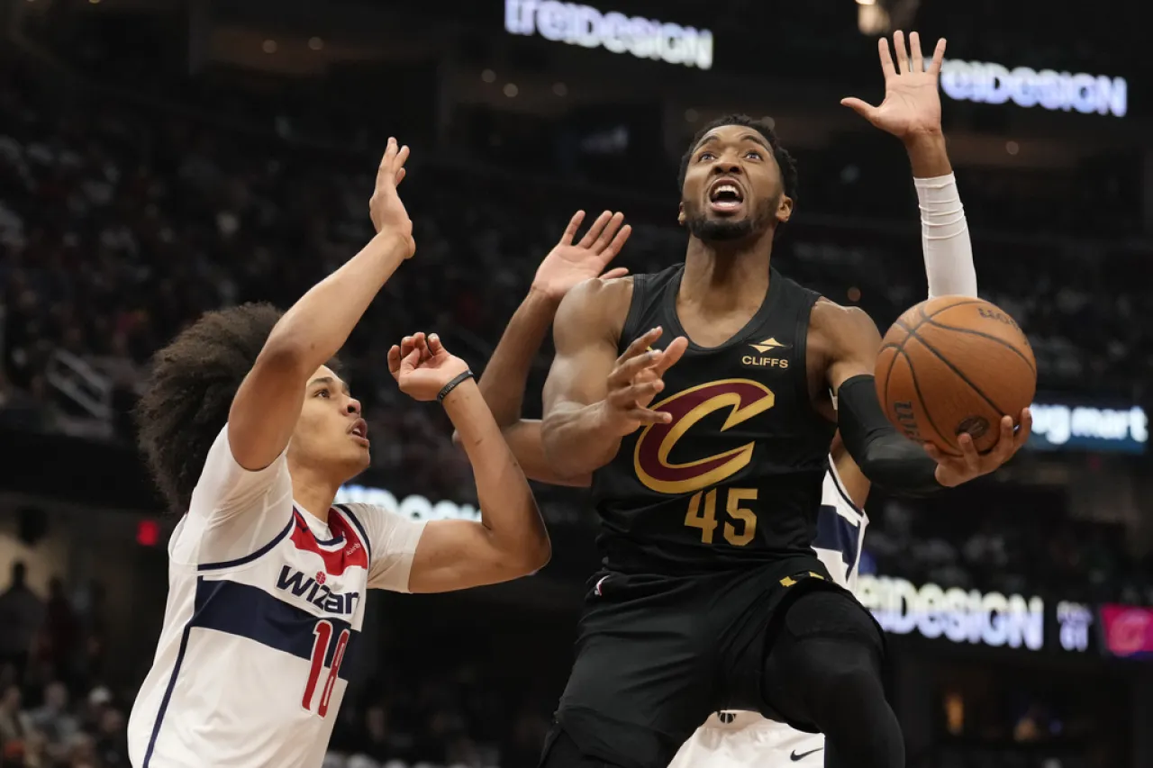 Cavaliers, líderes de la NBA, vencen a Wizards