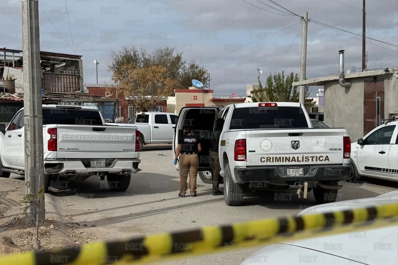 Hallan 2 cuerpos enterrados en patio de casa en Urbivilla del Cedro