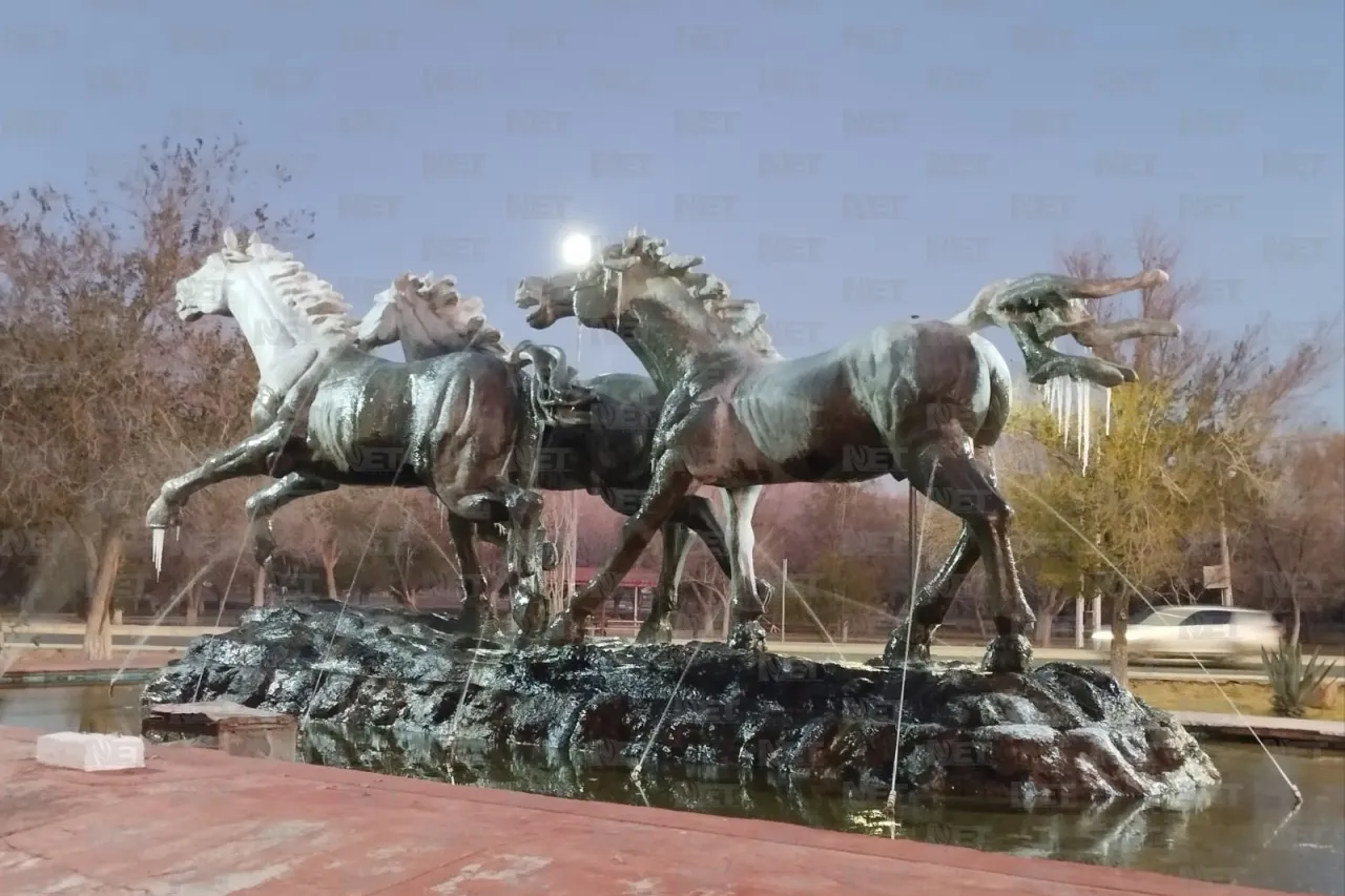 Monumento a 'Los Indomables' se congela