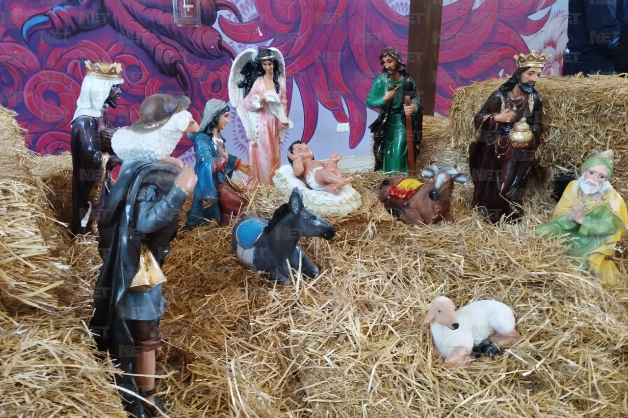 Instalan nacimiento de Jesús en Pueblito Mexicano