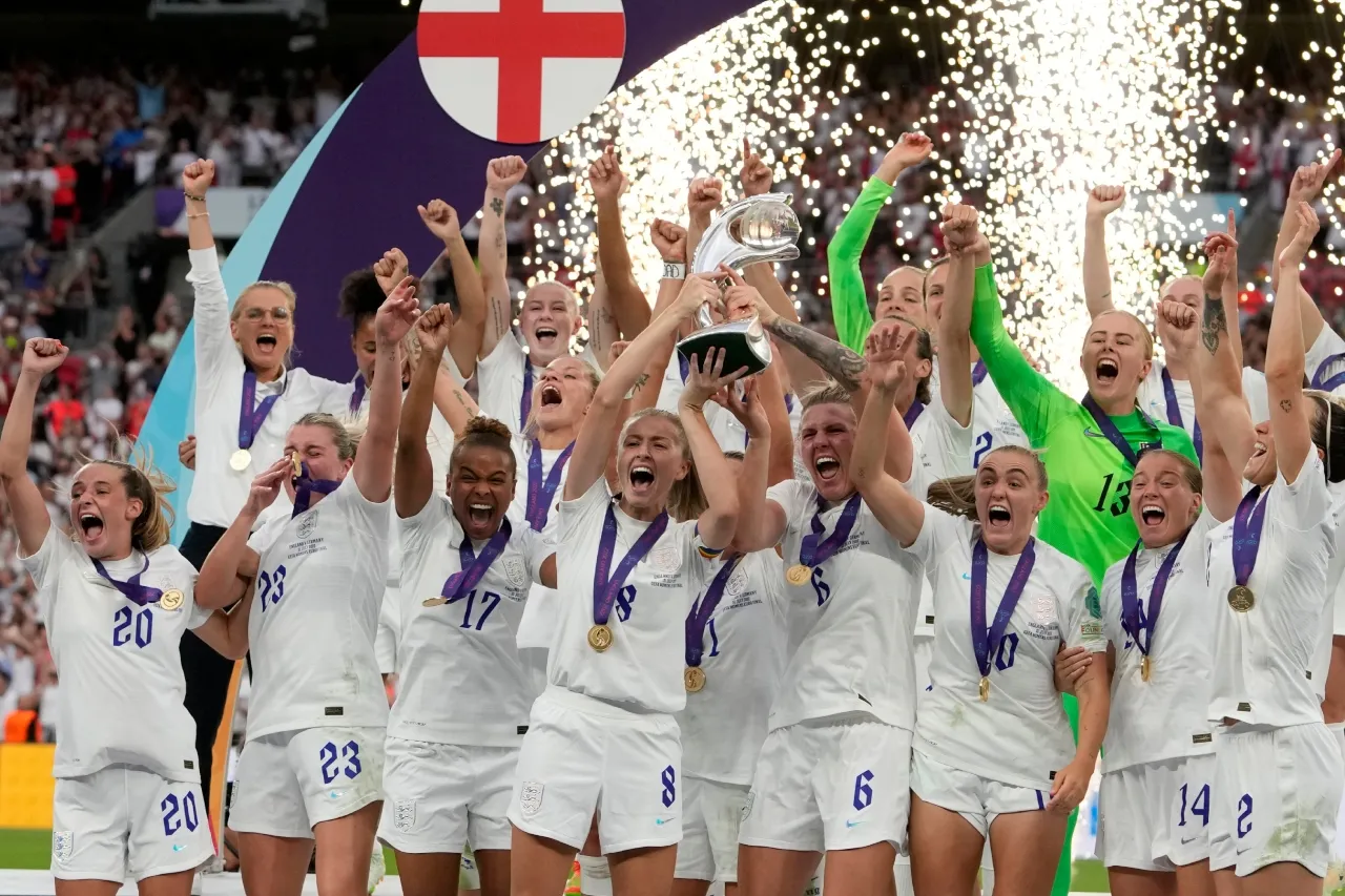 La UEFA duplica los premios para equipos en la Eurocopa Femenina 2025