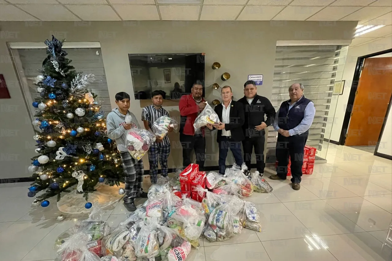 Entrega Canaco despensas al comedor infantil Vidas en Servicio