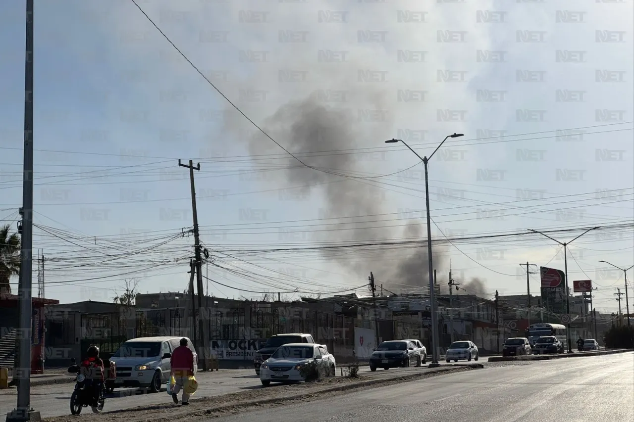 Juárez: Quema de cuetes provoca incendio en dos viviendas