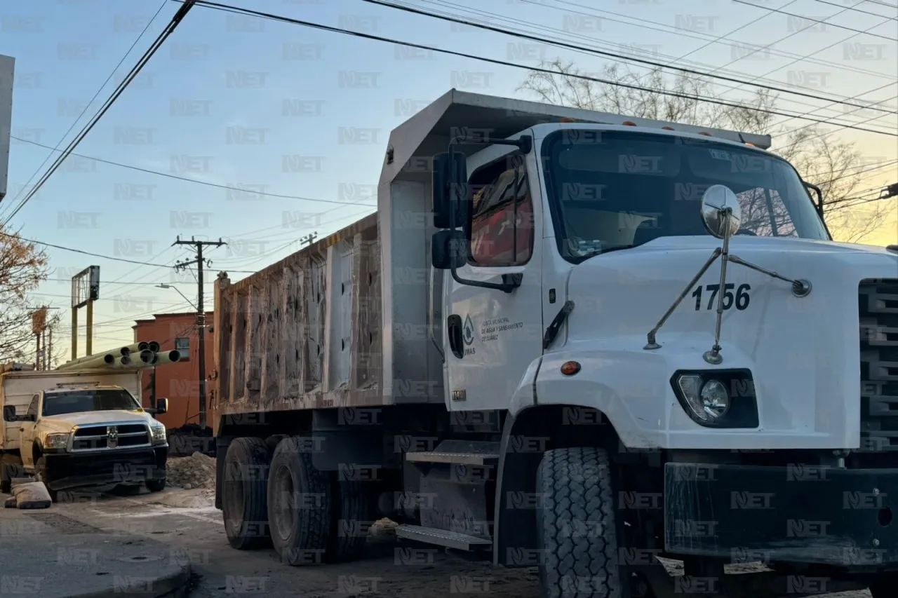 Reemplazo de colector mantiene cerrado tramo de la calle Bolivia