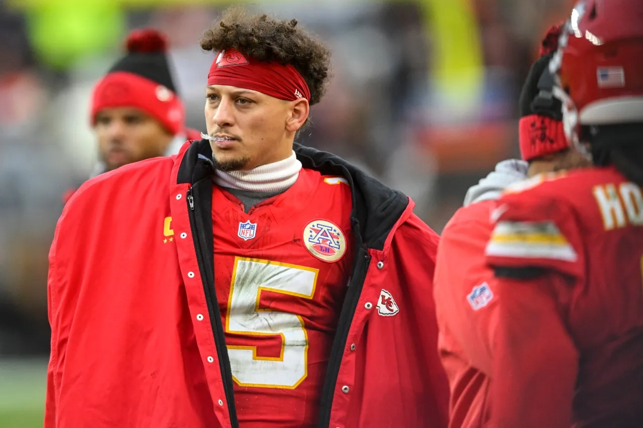 Mahomes prevé jugar ante Texans el sábado a pesar de su esguince de tobillo