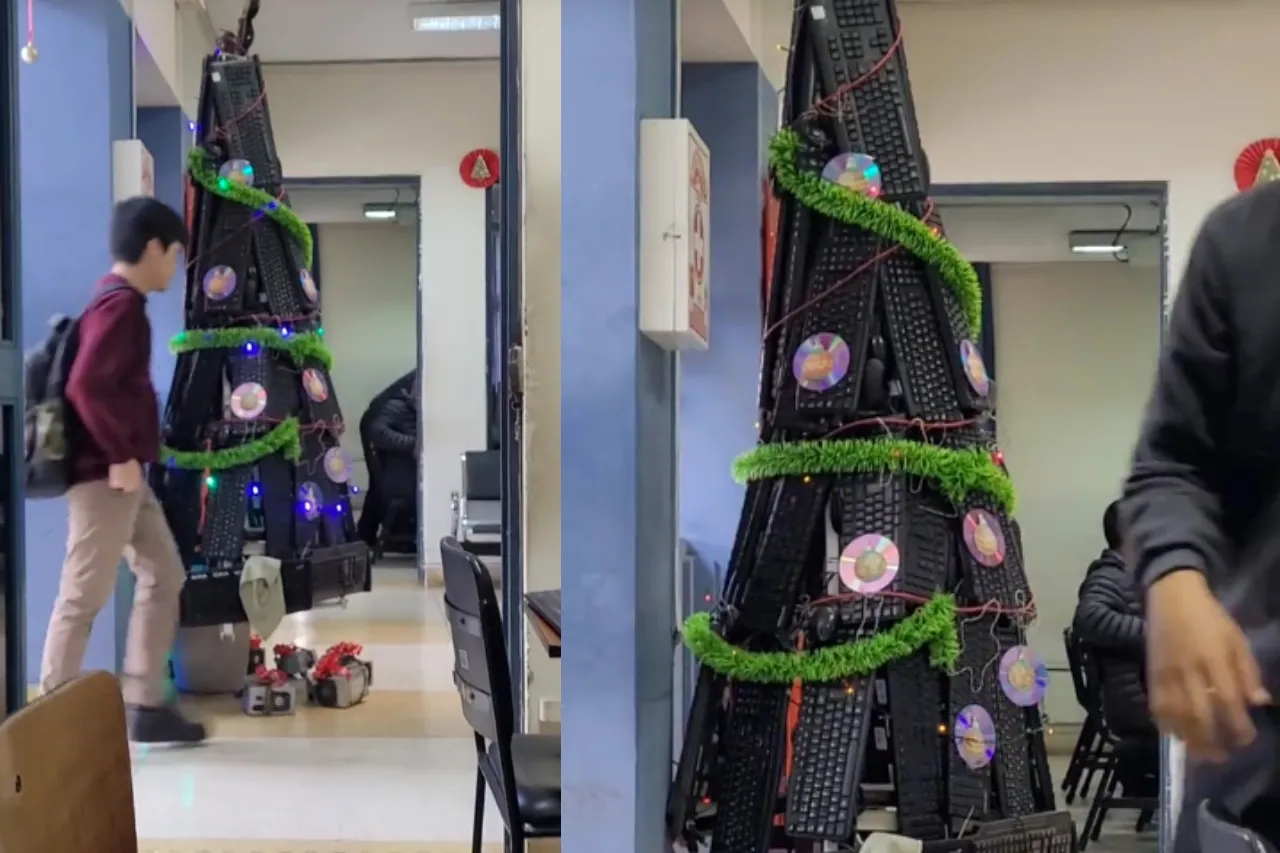 'El árbol de los de sistemas'; pino de Navidad hecho con teclados se hace viral