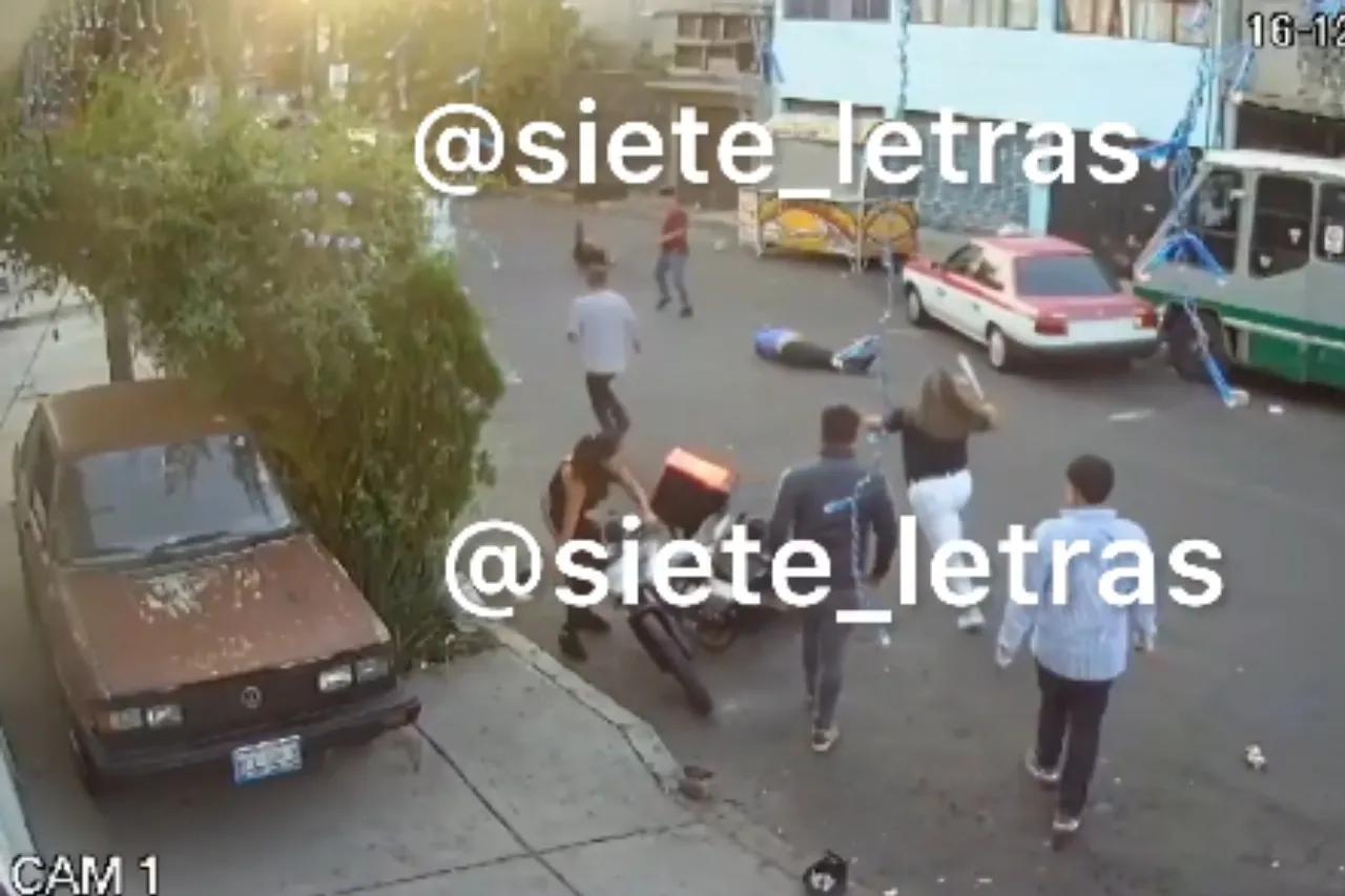 Pelea entre taxistas y vecinos deja 1 muerto, 10 heridos y 2 detenidos