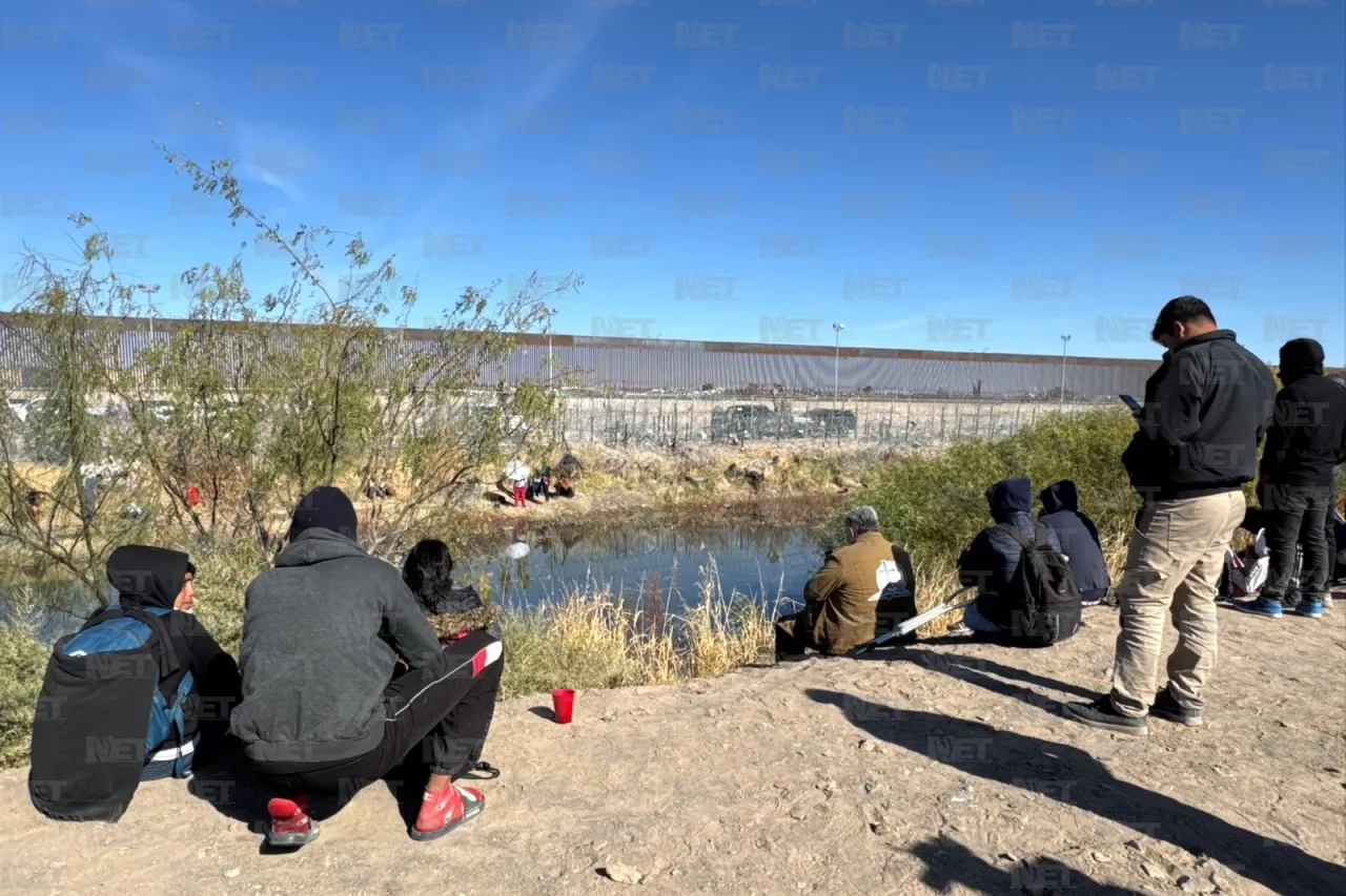 Migrantes permanecen en el río Bravo; Guardia Nacional monitorea la zona 