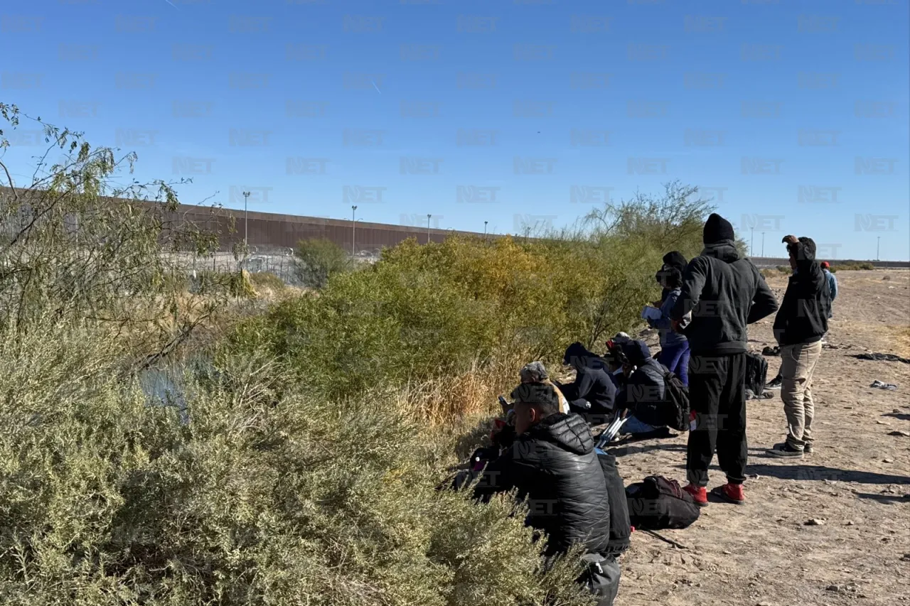 Migrantes permanecen en el río Bravo; Guardia Nacional monitorea la zona 