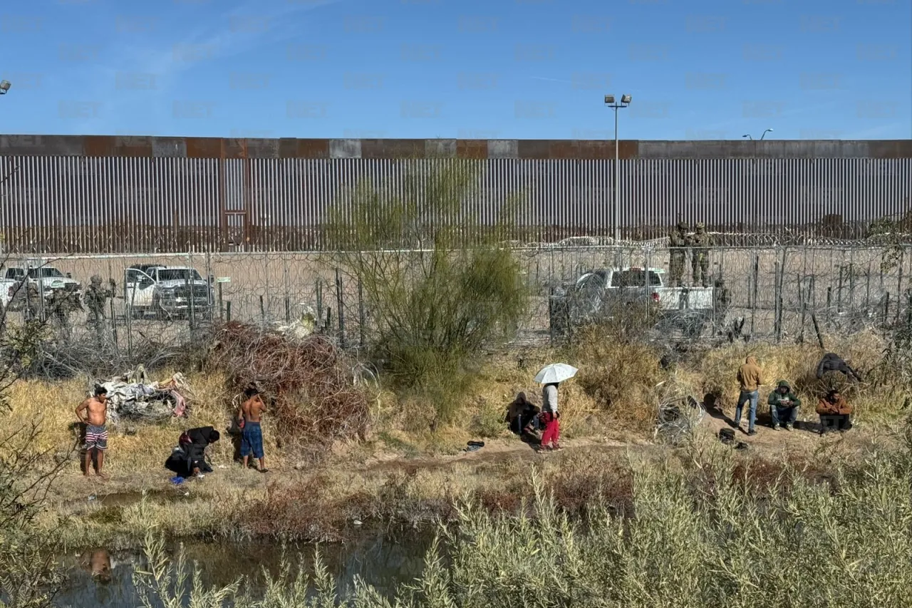 Migrantes permanecen en el río Bravo; Guardia Nacional monitorea la zona 