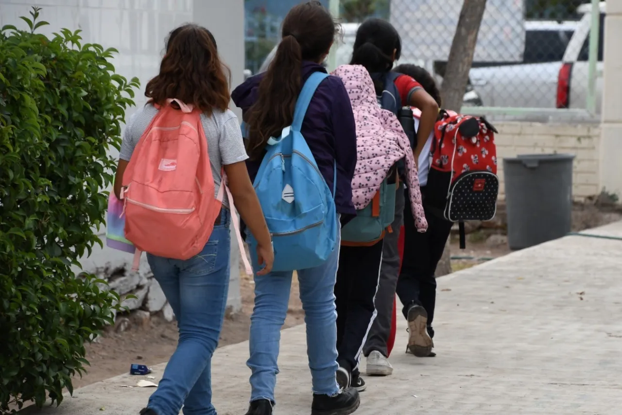 Concluyen clases en planteles de educación básica