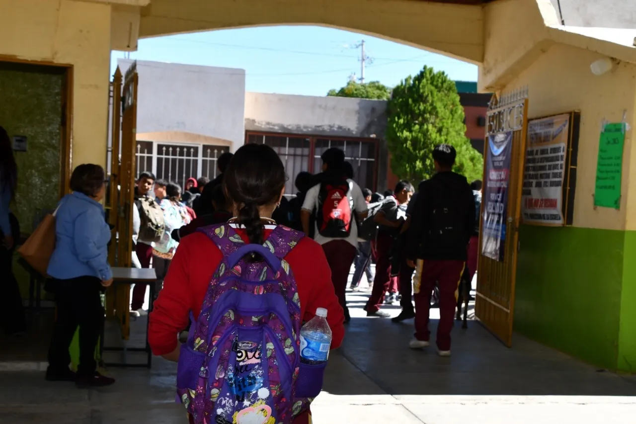 Concluyen clases en planteles de educación básica