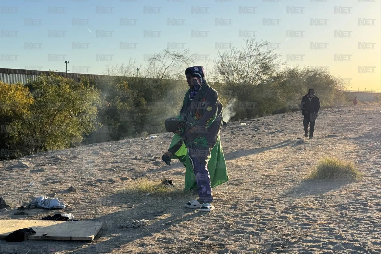 Fotos: Duermen migrantes a las orillas del Río Bravo pese a frío