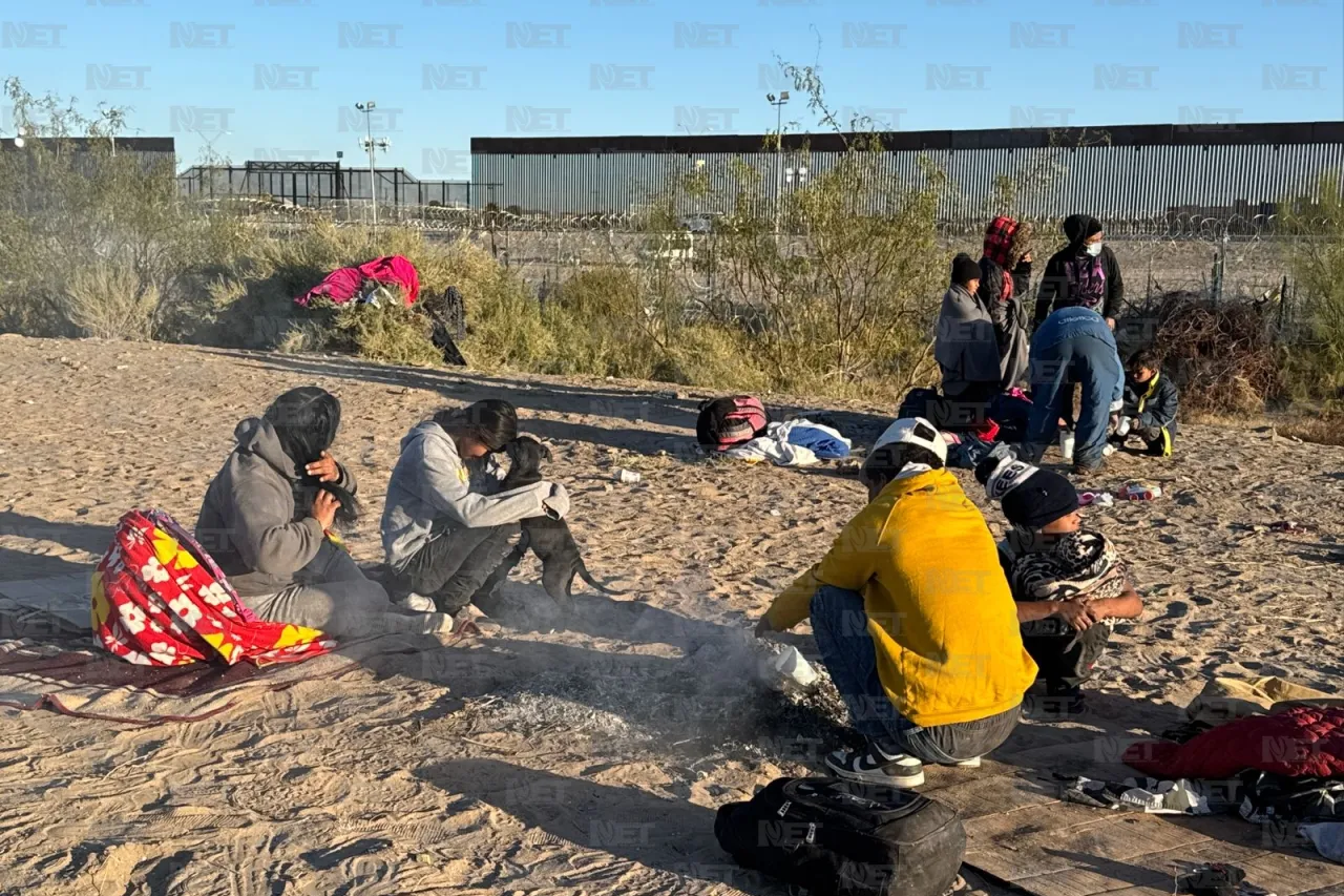 Fotos: Duermen migrantes a las orillas del Río Bravo pese a frío