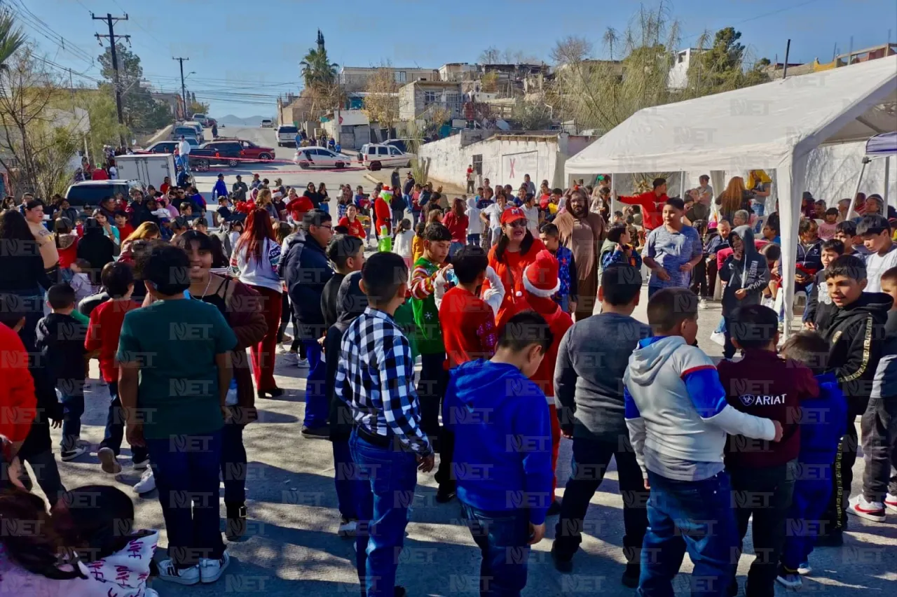 Vecinos de la colonia Libertad se organizan y hacen megaposada