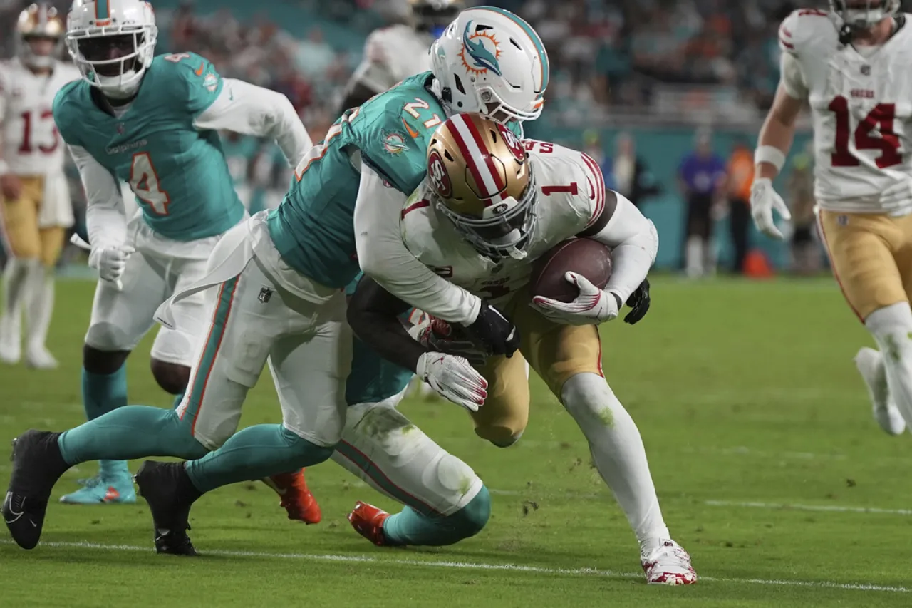 49ers fuera de playoffs antes de enfrentar a Miami