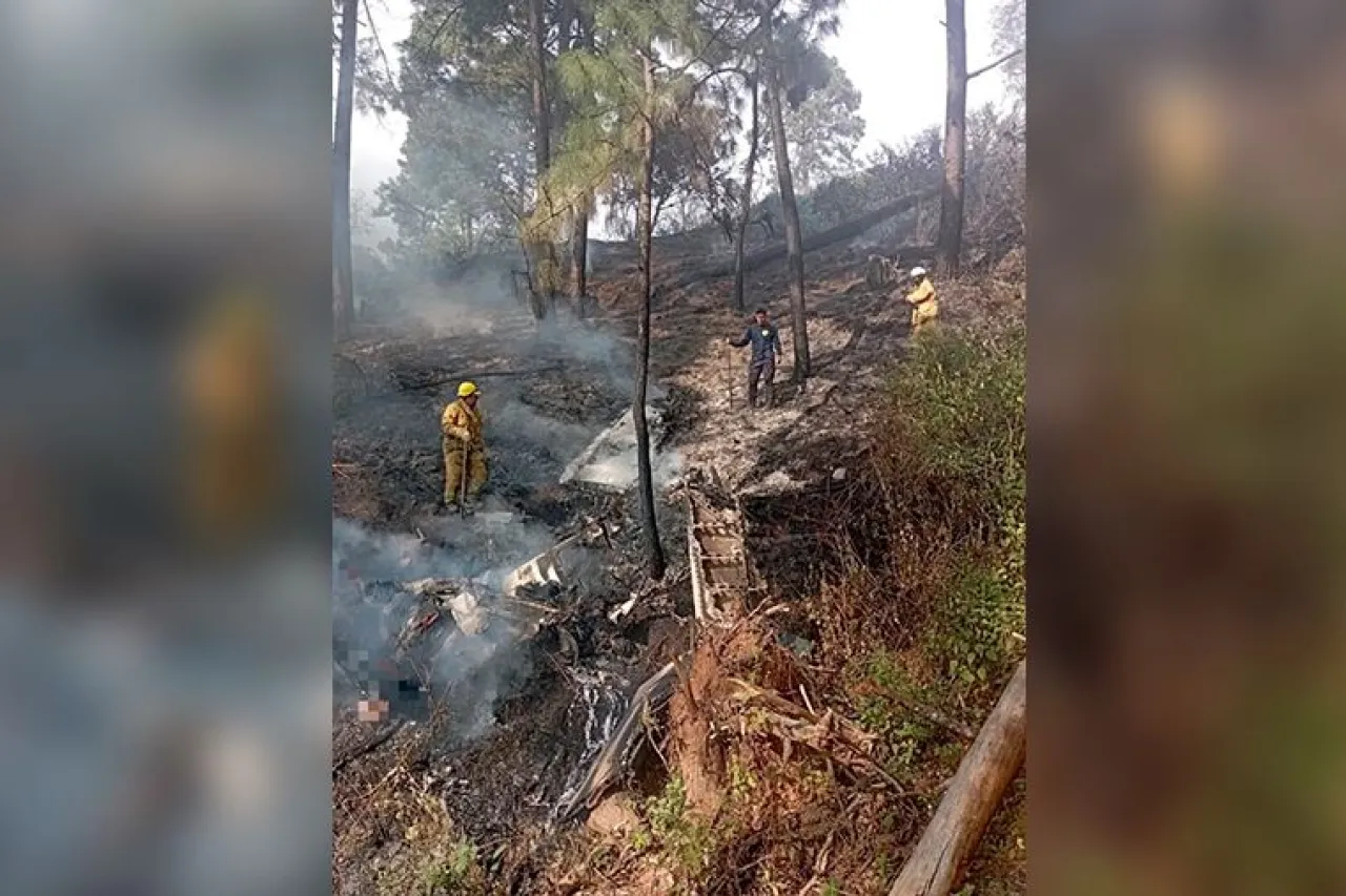 Se desploma avioneta en Michoacán: Hay al menos 7 fallecidos