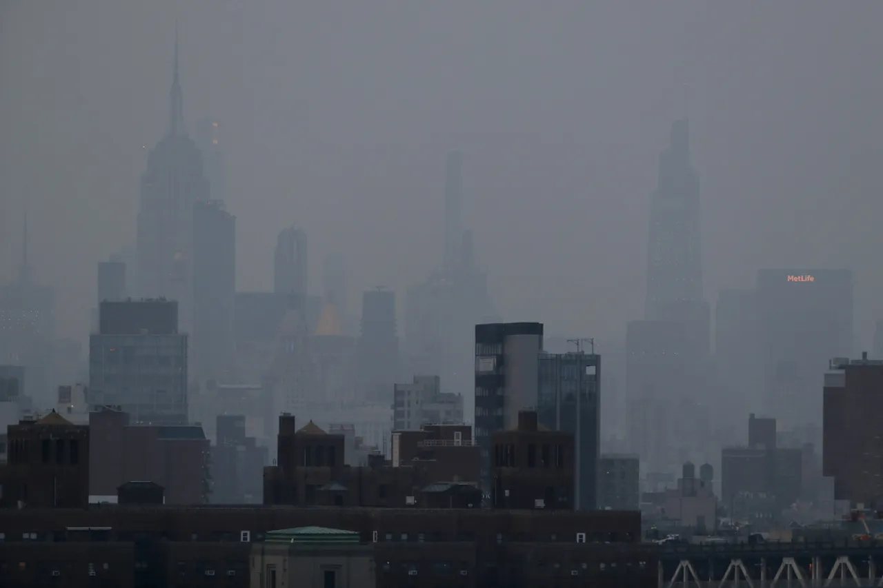 Nueva York cobrará a empresas de combustibles fósiles por daños climáticos