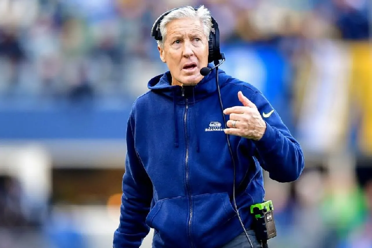 Bears buscan a Pete Carroll de head coach y los Seahawks le 'echan flores'