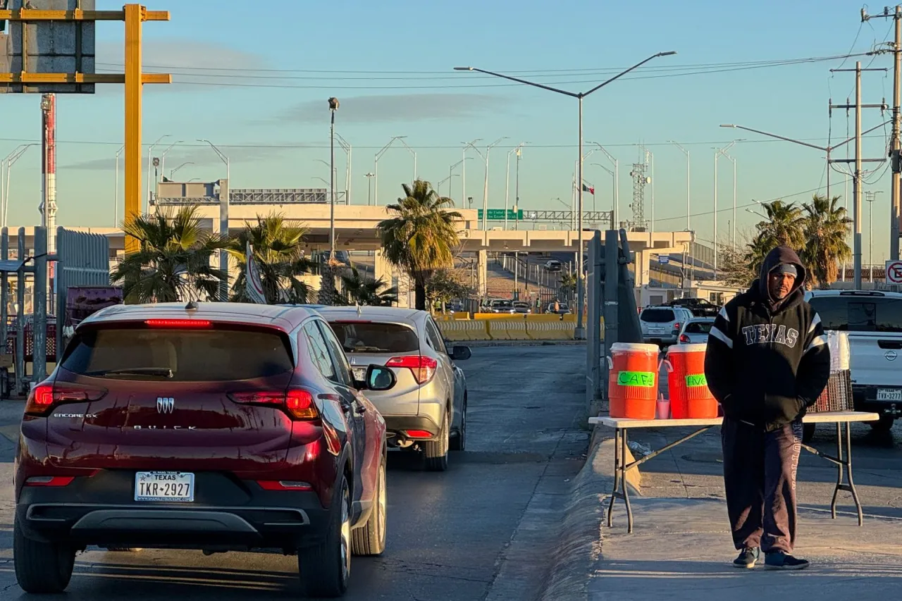 Poca fila en puentes internacionales este viernes