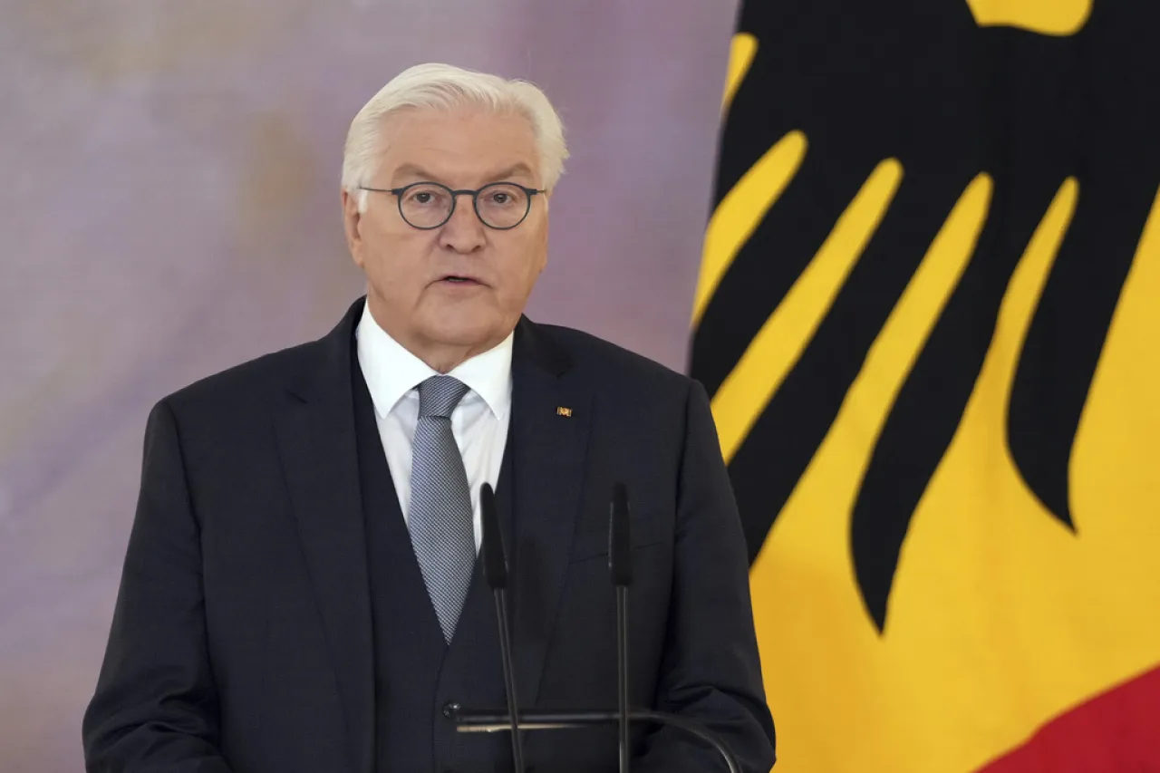 Presidente de Alemania disuelve parlamento y convoca elecciones anticipadas