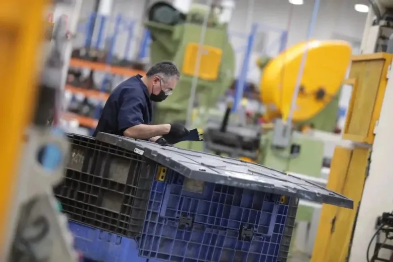 Recorte de jornada laboral en México será en 2027