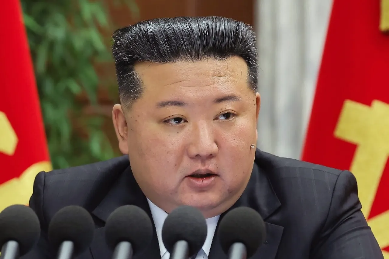 Promete Kim Jong Un política más dura contra Estados Unidos