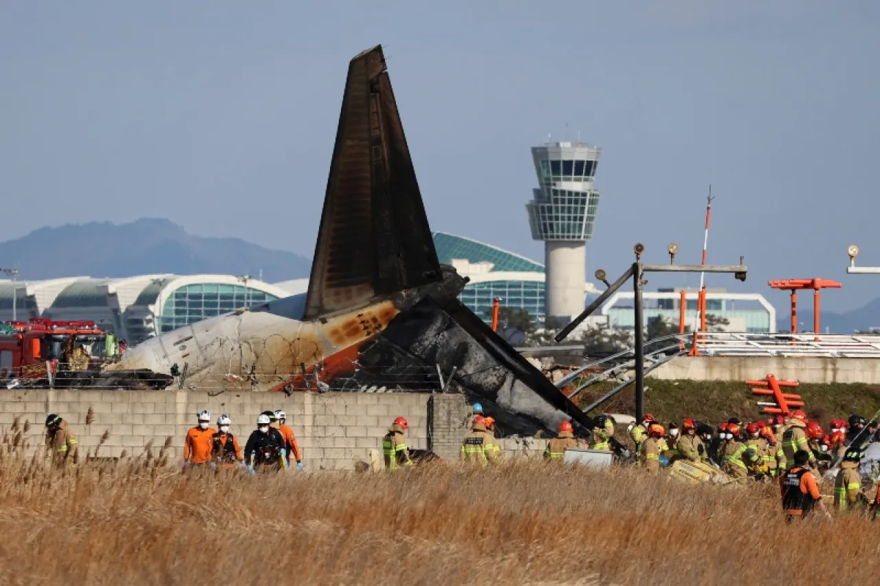 Accidente aéreo en Corea del Sur deja cientos de muertos