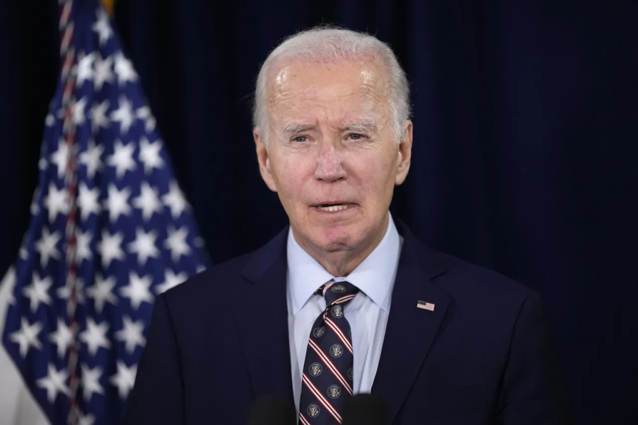 Anuncia Biden casi 2 mil 500 millones más en ayuda militar para Ucrania